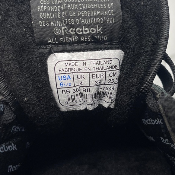 Reebok Classic Women’s Leather Shoes Sneakers Color Black Size 6.1/2 - Picture 7 of 8